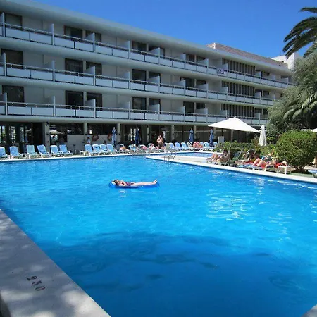 Arenal 3*