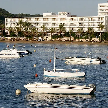 Arenal 3*